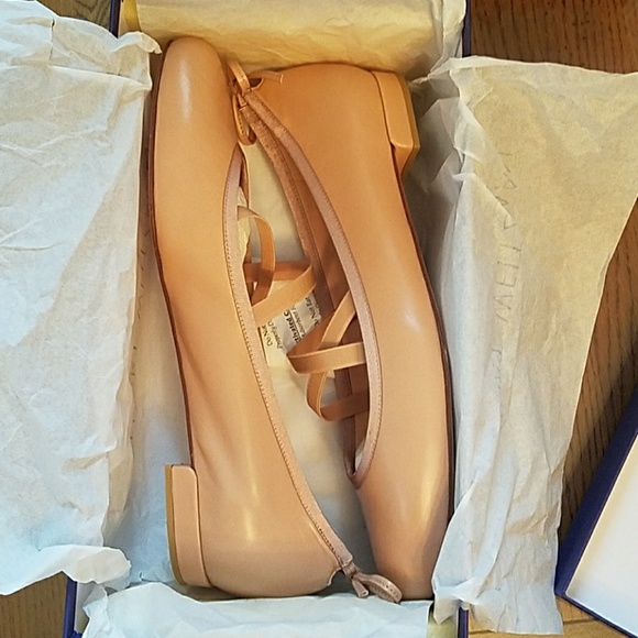Stuart Weitzman Shoes - Stuart Weitzman bolshoi flats nude nappa